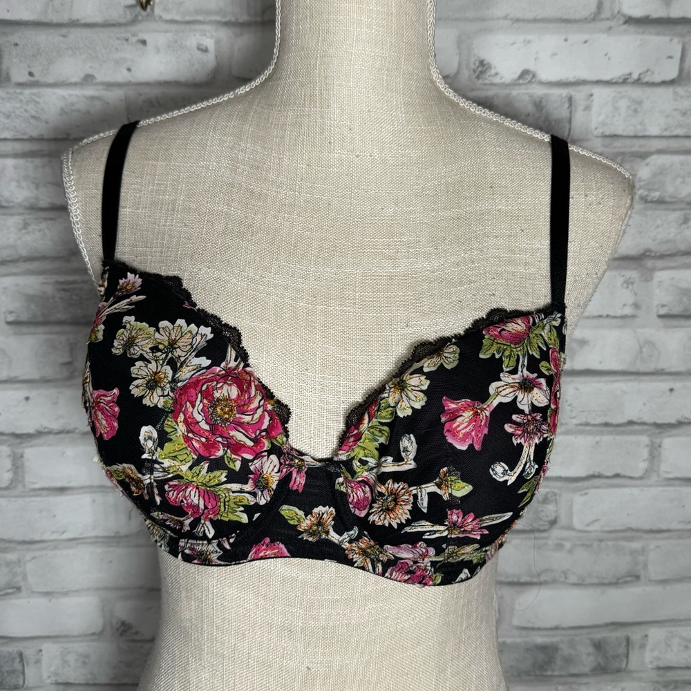 Victoria’s Secret Black Floral Spring  Demi Bra
